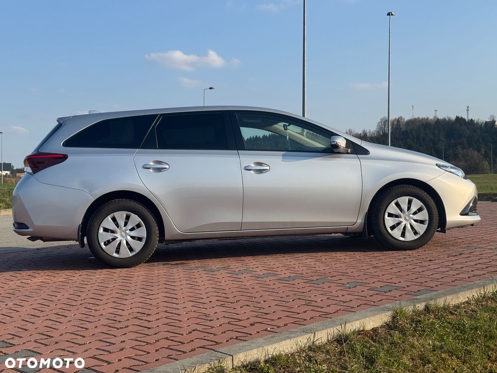 Toyota Auris 1.6 Active - 5