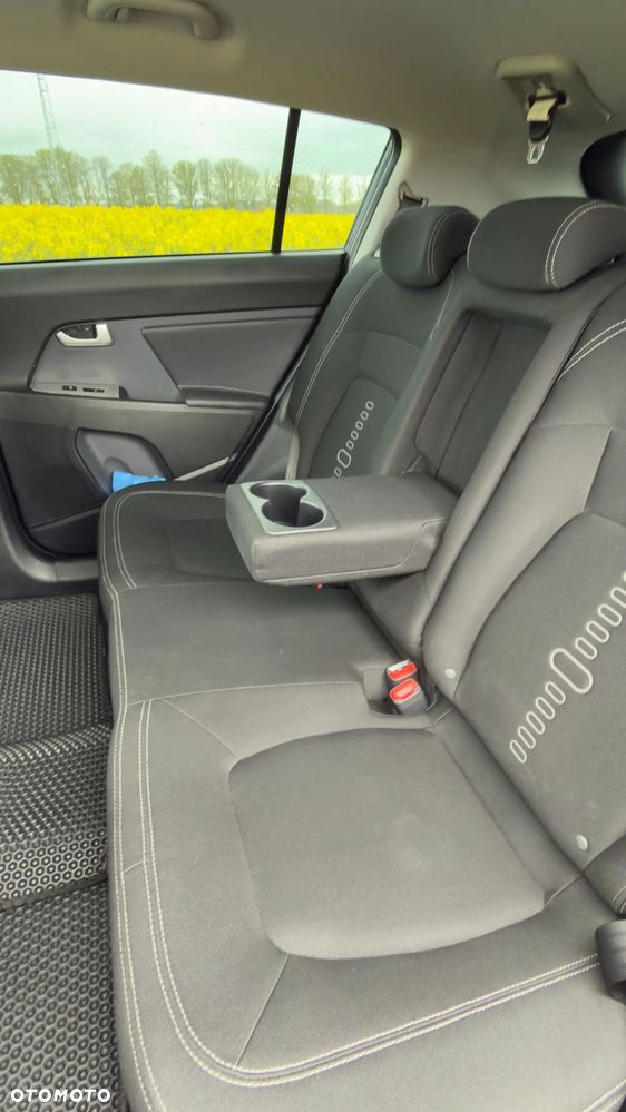 Kia Sportage 1.7 CRDI 2WD ISG Dream-Team Edition - 15