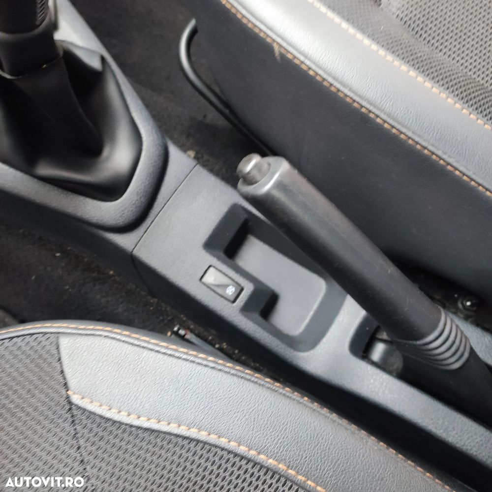 Dacia Sandero Stepway 0.9 TCe - 11