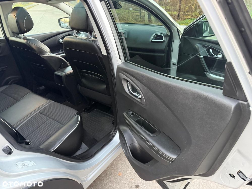 Renault Kadjar 1.6 dCi Energy Bose 4x4 - 16