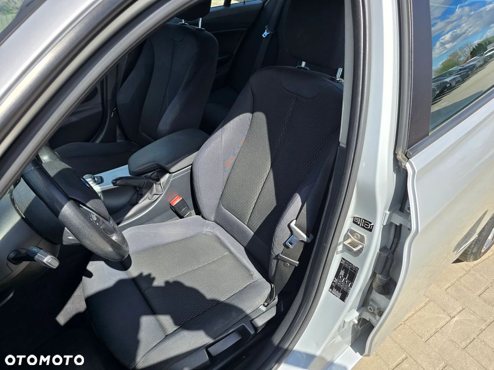 BMW Seria 3 - 12