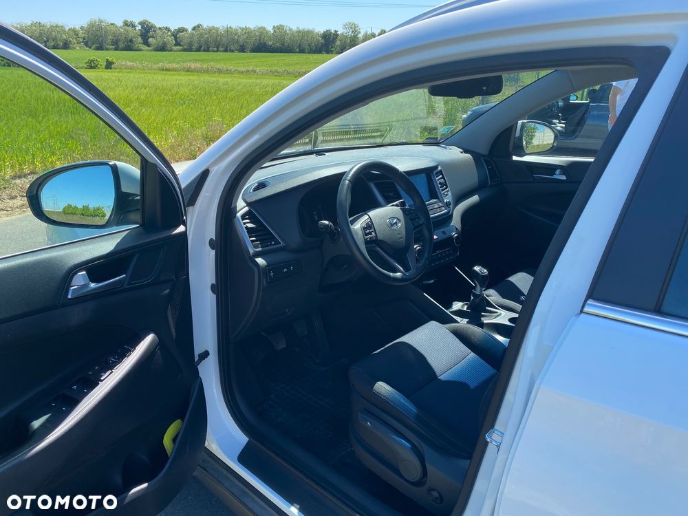 Hyundai Tucson 2.0 CRDI Style 4WD - 18