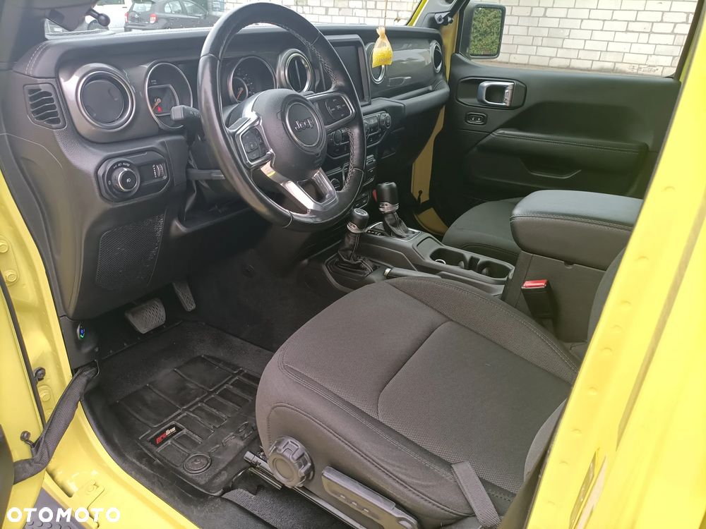 Jeep Wrangler Unlimited GME 2.0 Turbo Sahara - 10
