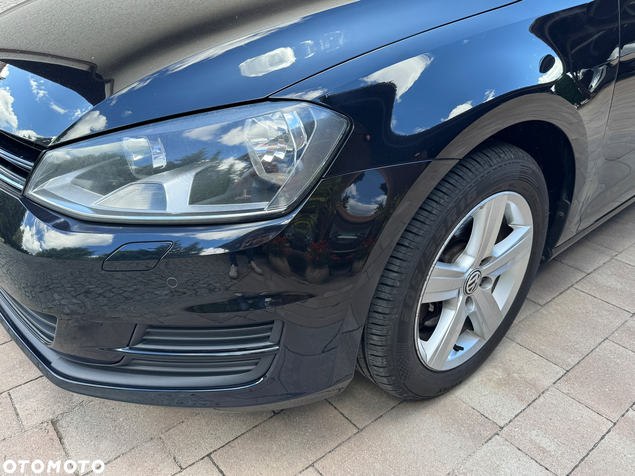 Volkswagen Golf 1.6 TDI BlueMotion Comfortline - 6