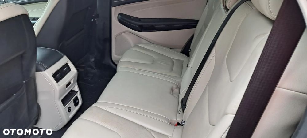 Ford Edge - 16