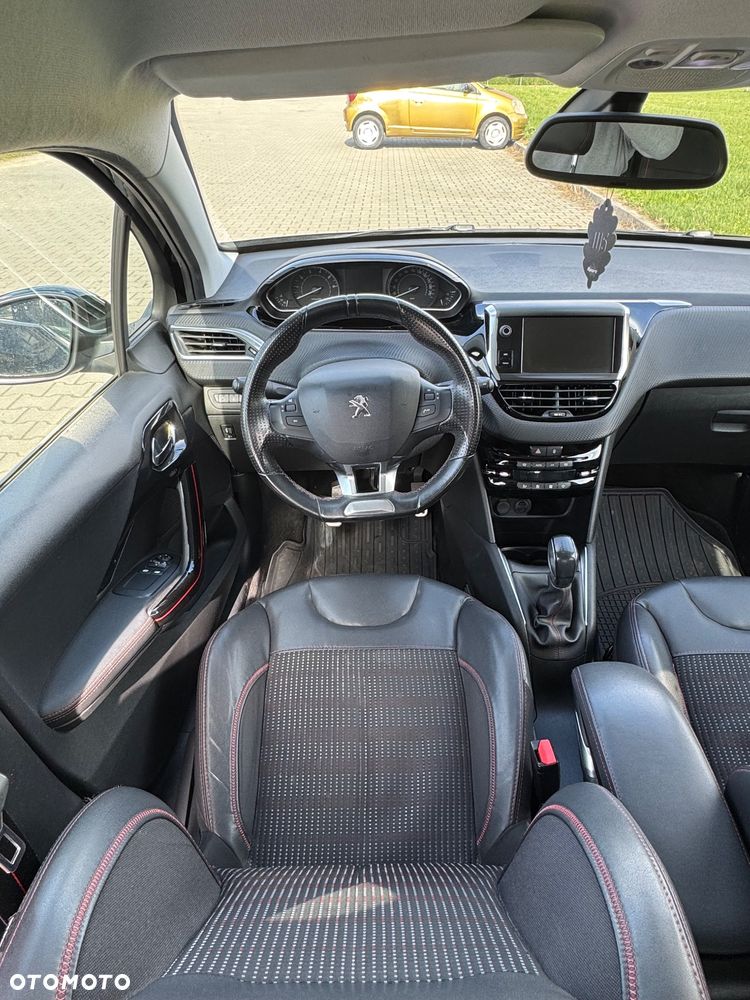 Peugeot 208 PureTech 110 Stop & Start Allure - 15