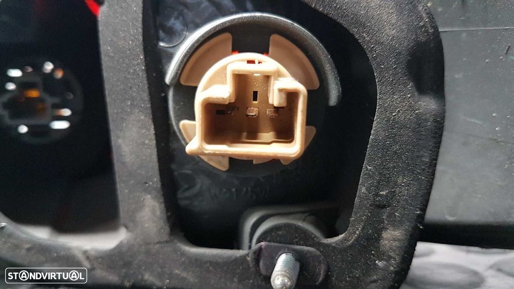 FAROLIM TRASEIRO ESQUERDO MAZDA 6 MONOVOLUMEN (GY) 2.0 CRTD ACTIVE (100KW) - 4