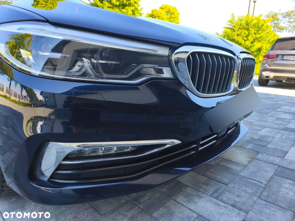 BMW Seria 5 525d Touring Luxury Line - 3