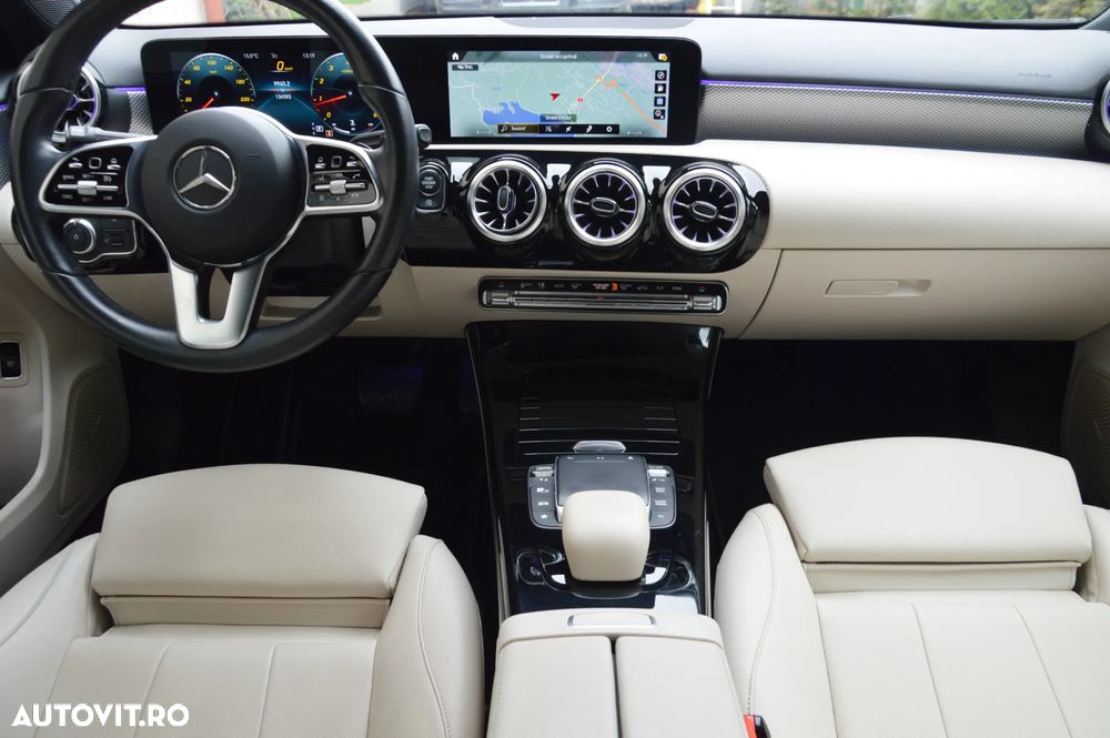 Mercedes-Benz A 180 Sedan 7G-DCT Lim. Special Edition - 22