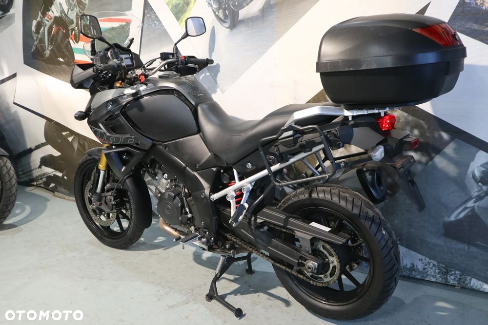 Suzuki V-STROM - 7