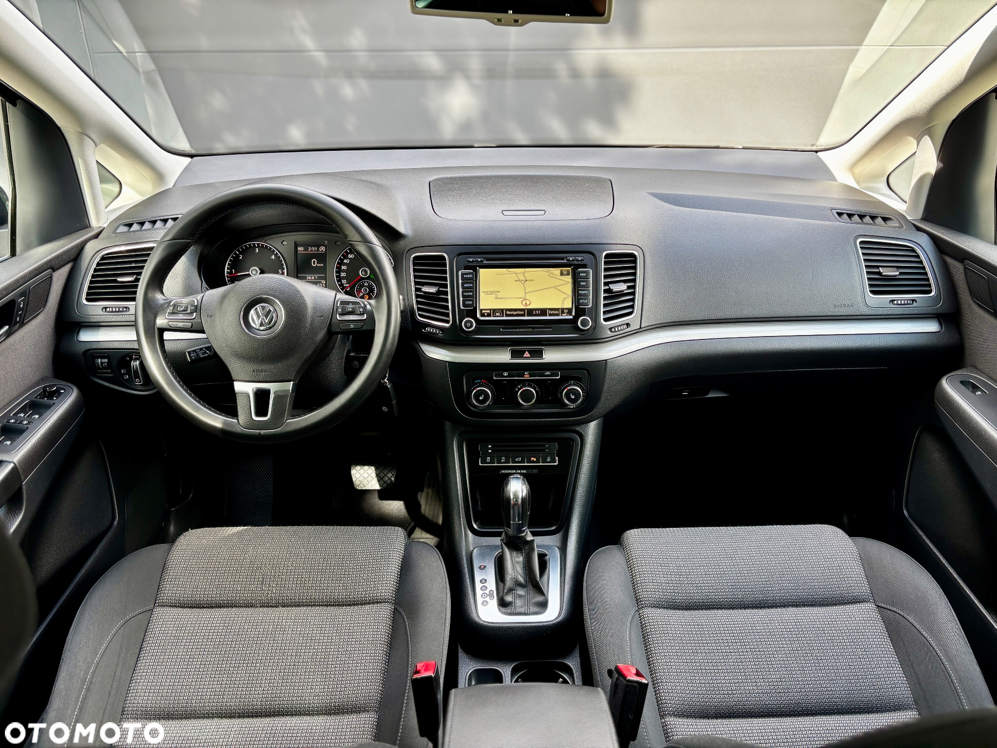 Volkswagen Sharan 2.0 TDI Highline DSG - 25
