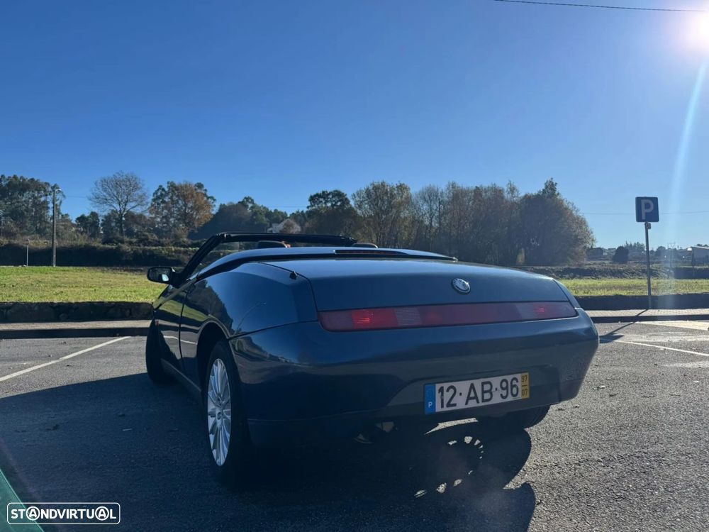 Alfa Romeo Spider - 11