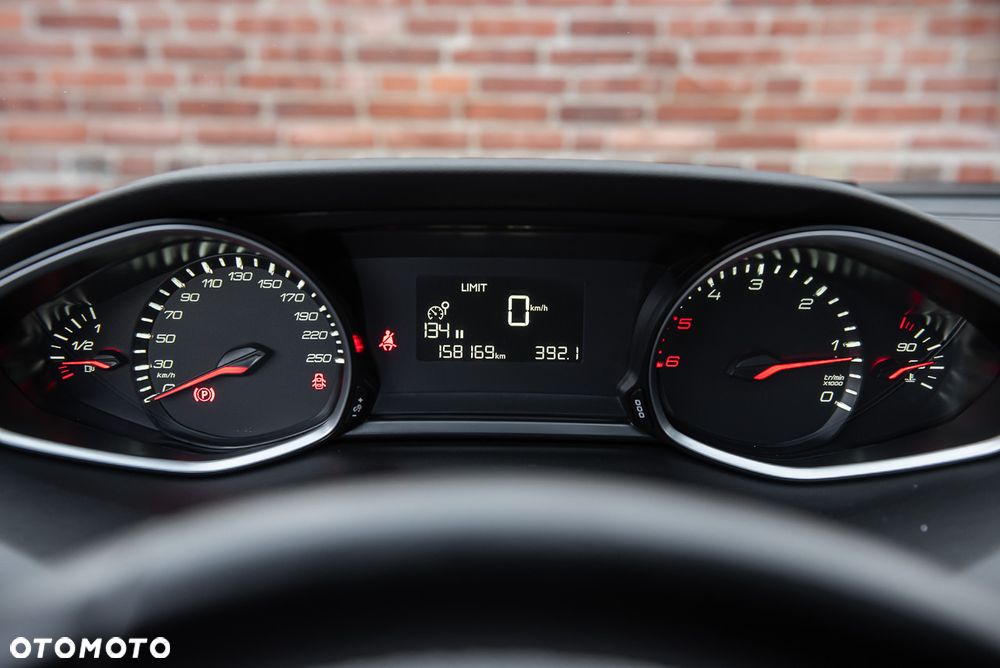 Peugeot 308 BlueHDi 130 Stop & Start Allure Pack - 18