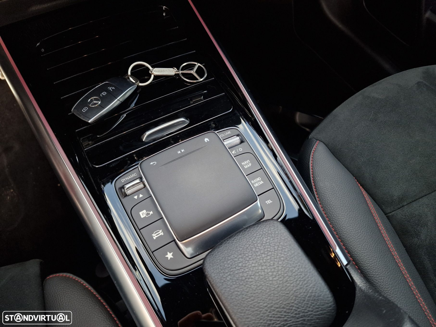 Mercedes-Benz GLA 250 e AMG Line - 31
