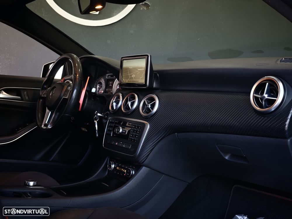 Mercedes-Benz A 200 CDI 7G-DCT AMG Line - 45