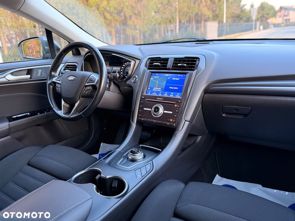 Ford Mondeo 2.0 EcoBlue Titanium - 22
