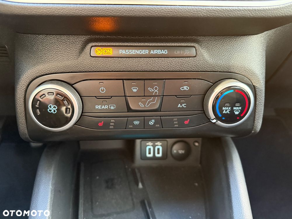 Ford Focus 1.5 EcoBlue Connected - 28