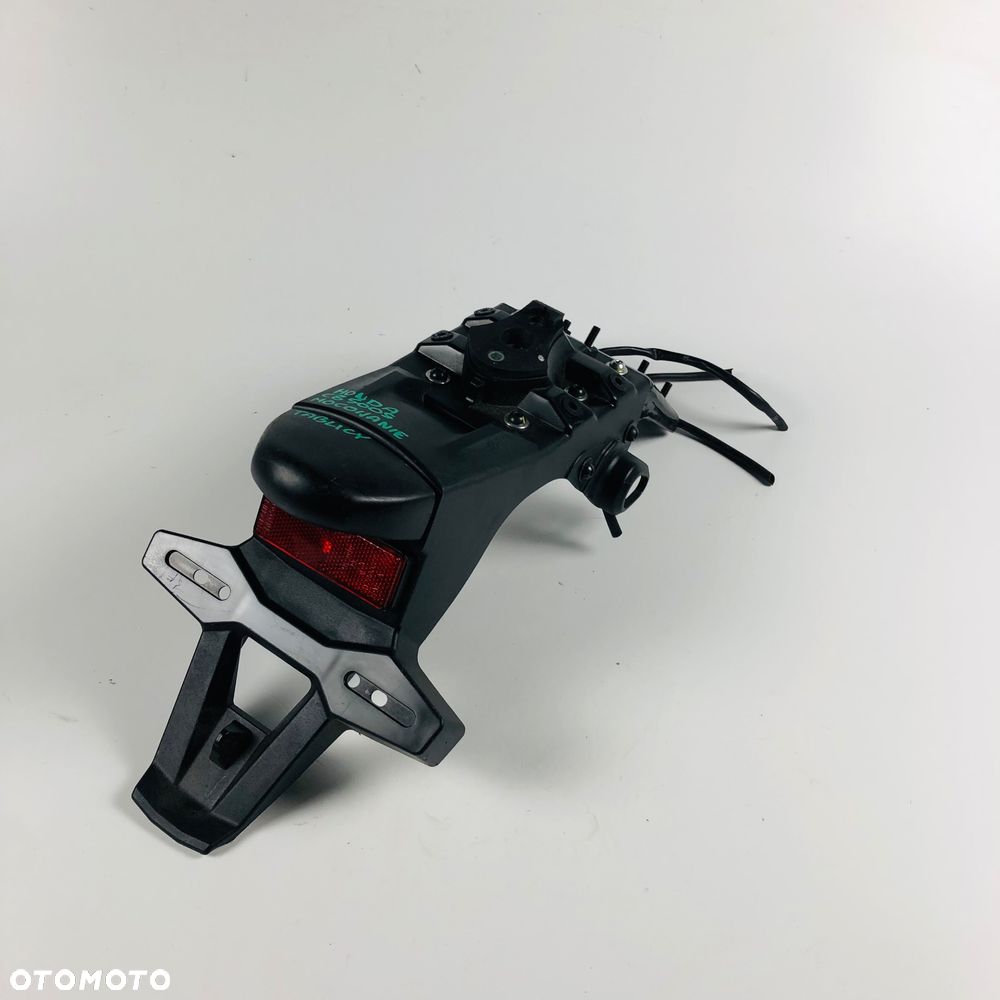 Yamaha XSR 900 mocowanie tablicy rejestracyjnej - 3