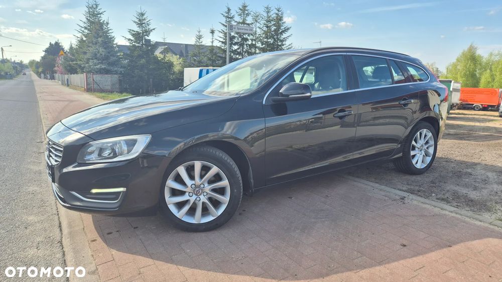 Volvo V60 D2 - 1