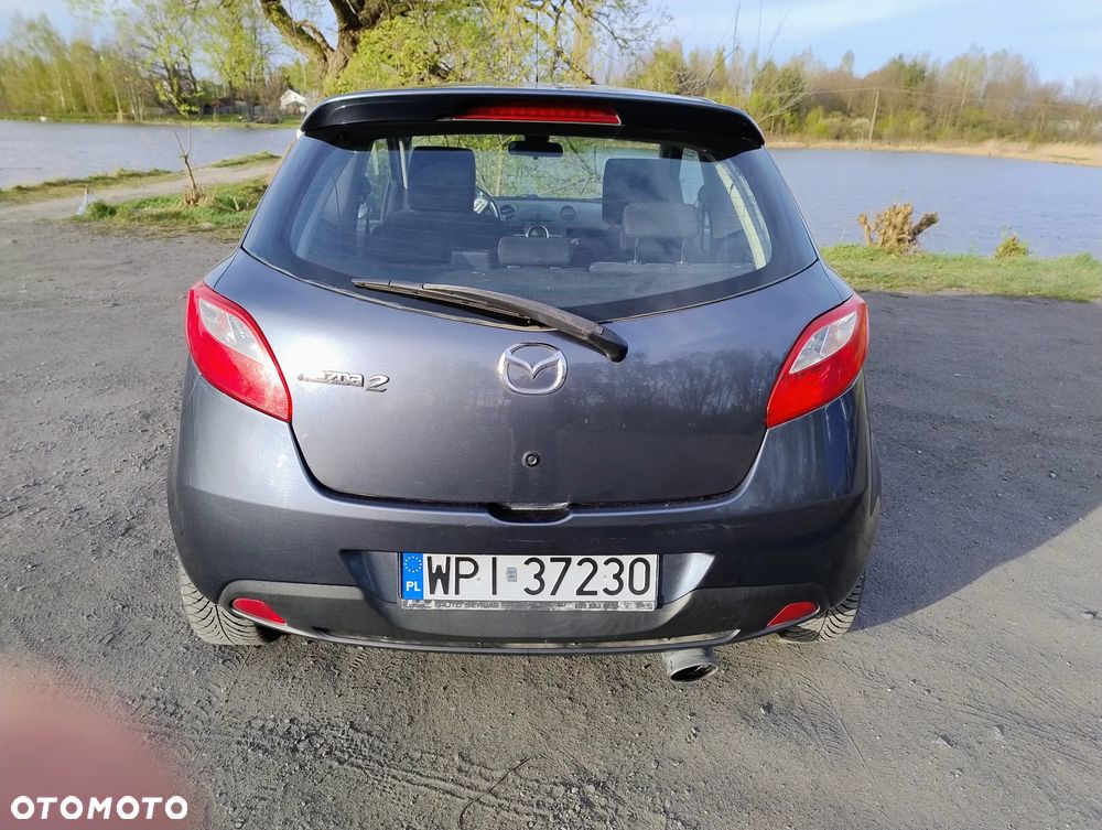Mazda 2 - 5