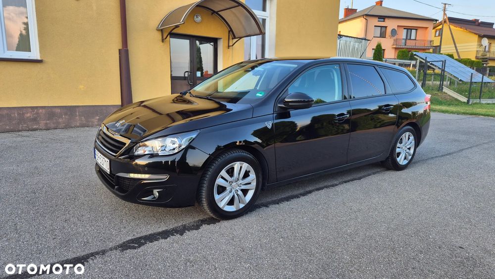 Peugeot 308 SW 1.2 PureTech Allure S&S - 1