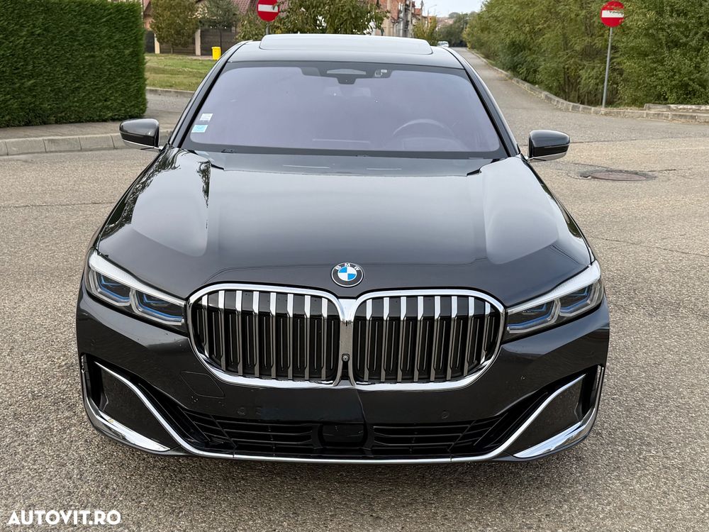 BMW Seria 7 730Ld xDrive - 31