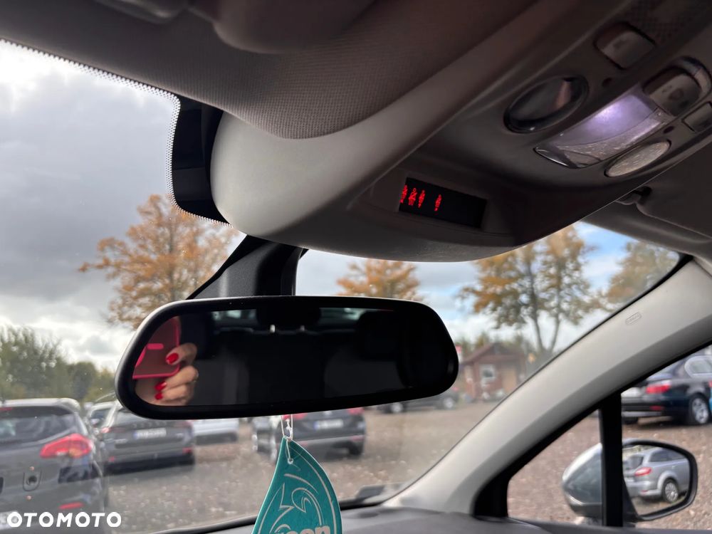 Citroën C4 1.6 VTi Attraction - 17