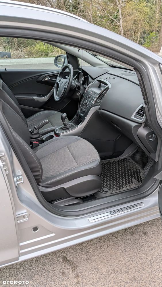 Opel Astra 1.6 Cosmo - 12