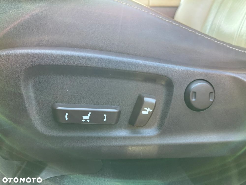 Lexus RX 450h Prestige - 22