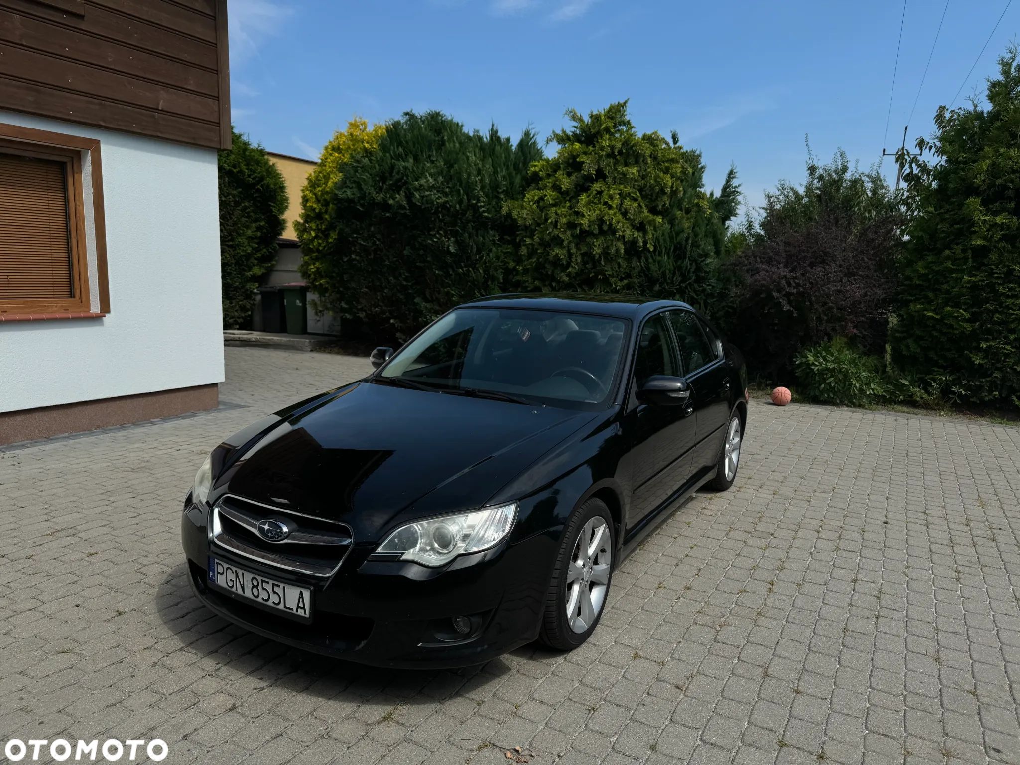 Subaru Legacy - 1