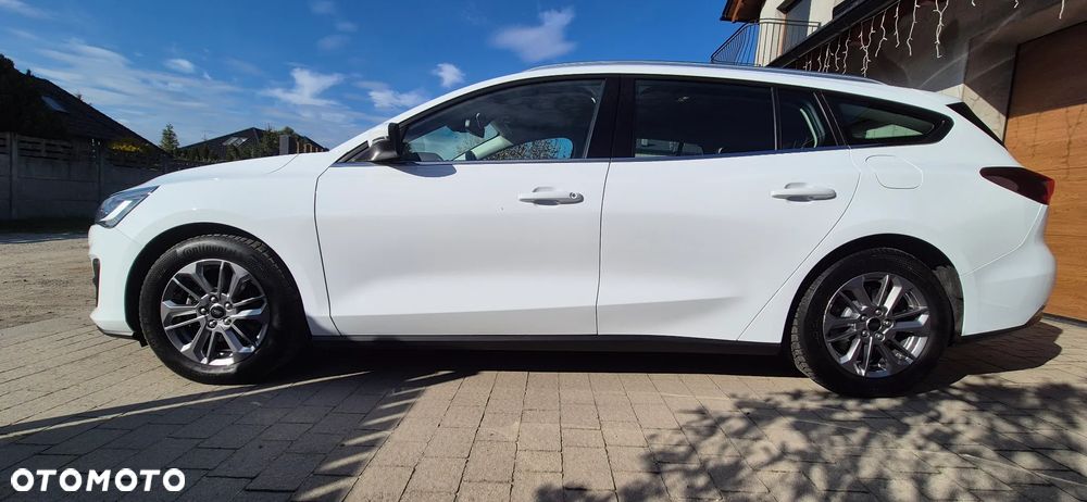 Ford Focus 1.0 EcoBoost Titanium - 18