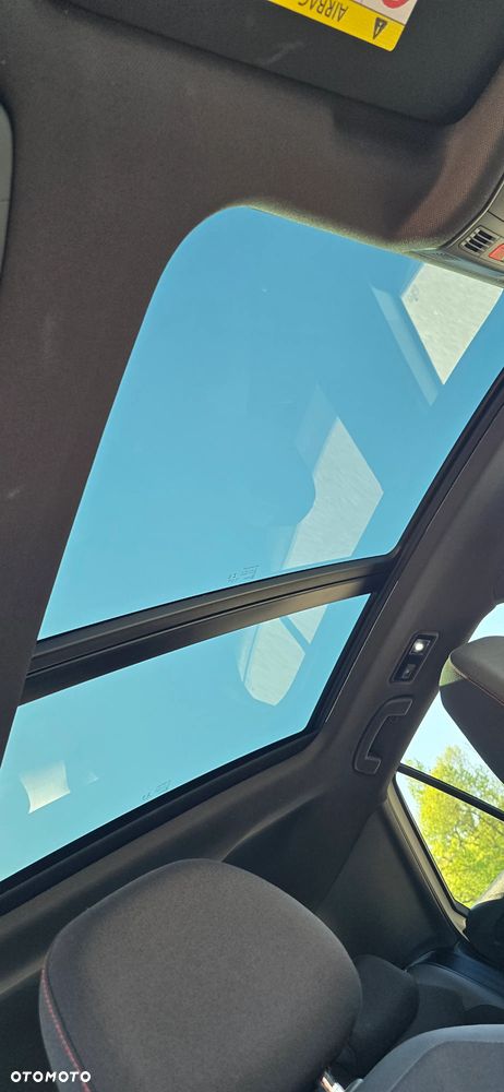Volkswagen T-Roc - 14