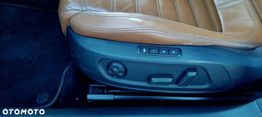 Volkswagen Passat CC 2.0 TDI DPF DSG - 13