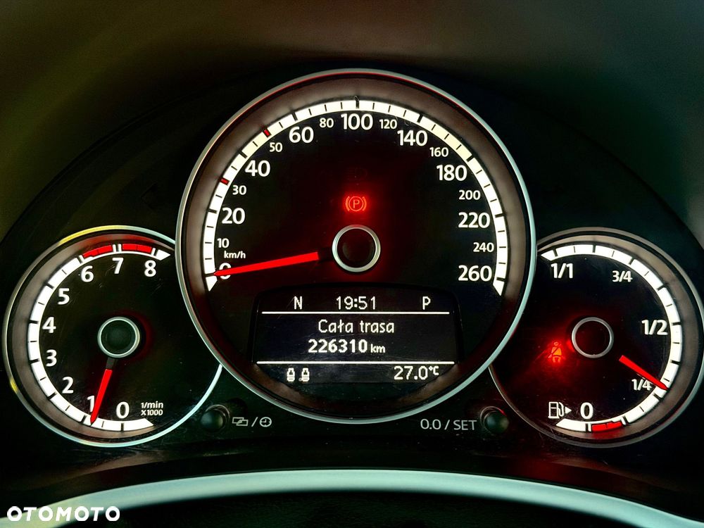 Volkswagen Beetle 2.0 TSI BMT Sport DSG - 35
