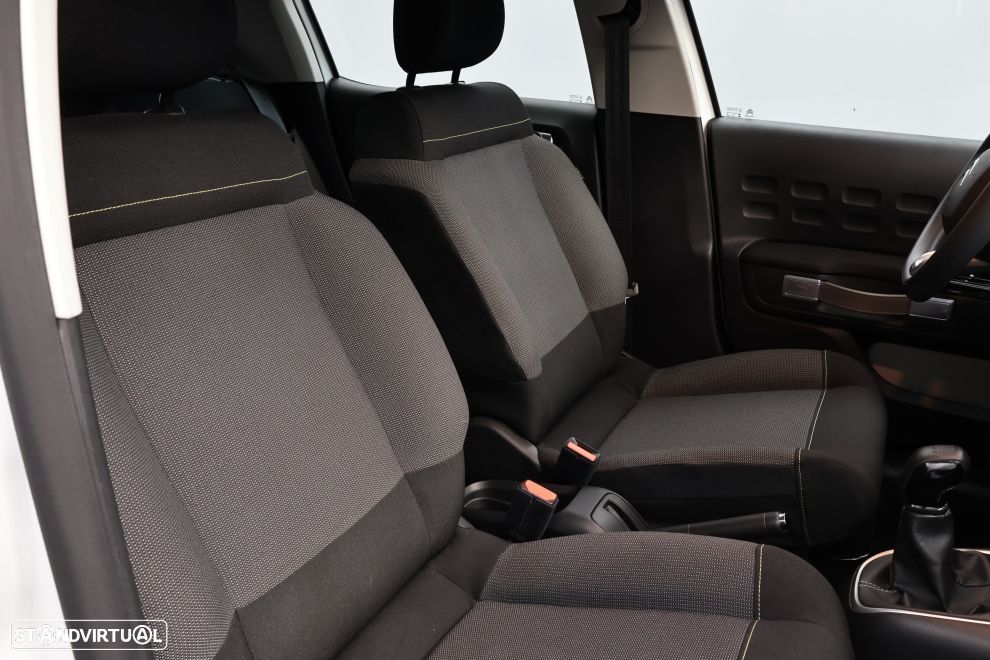 Citroën C3 1.2 PureTech Shine - 52