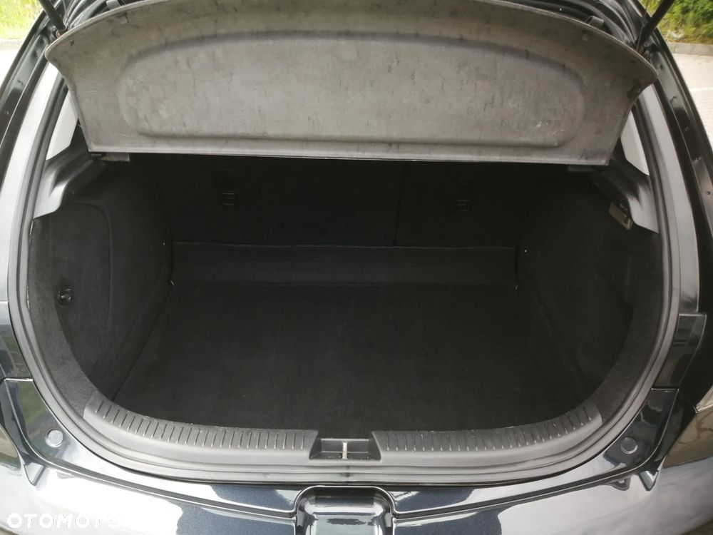 Mazda 3 2.0 Sport Active Plus - 9