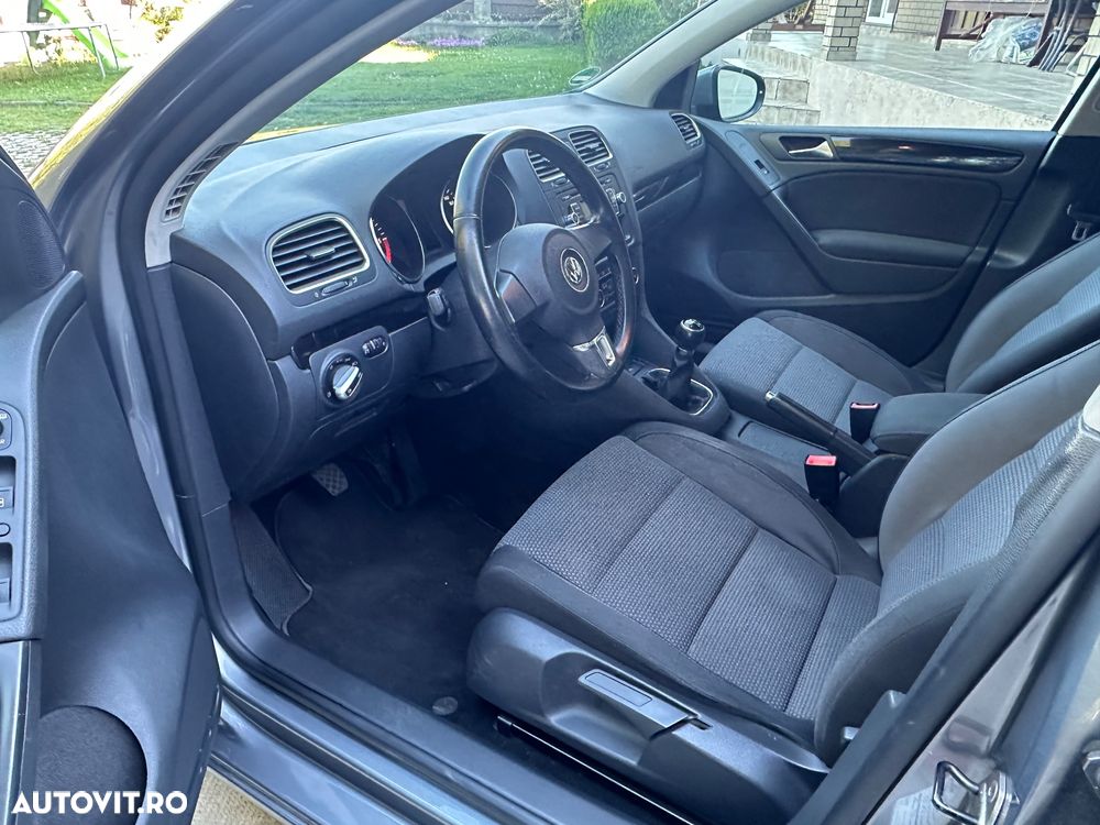 Volkswagen Golf 2.0 TDI DPF Comfortline - 10