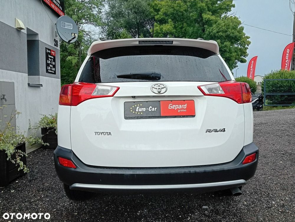 Toyota RAV4 - 5