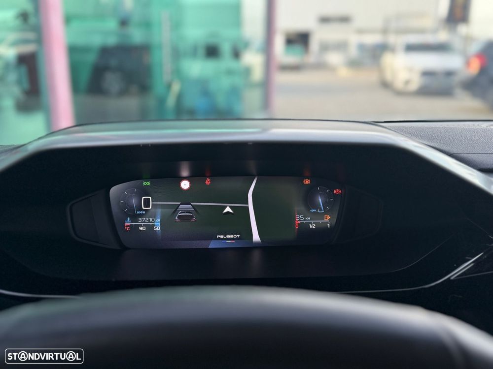 Peugeot 308 1.2 PureTech Allure - 18