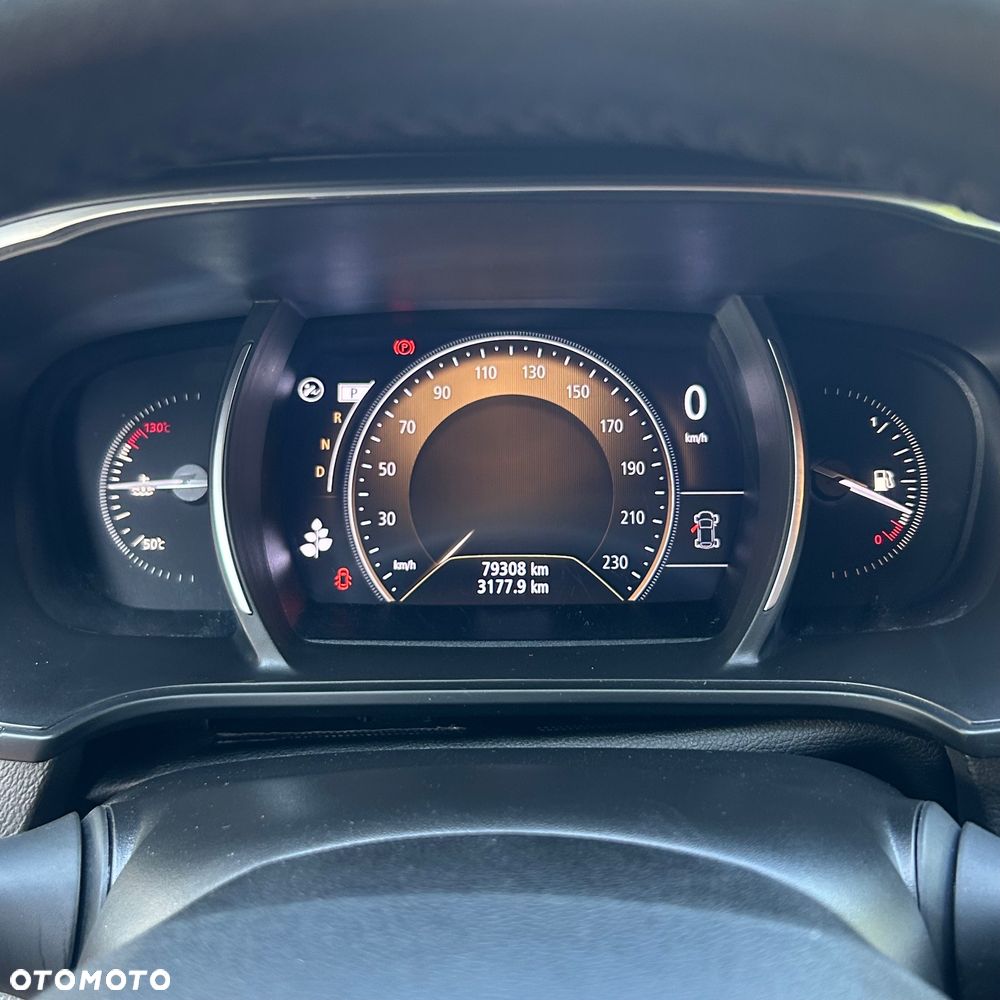Renault Megane TCe 140 GPF EDC EQUILIBRE - 22