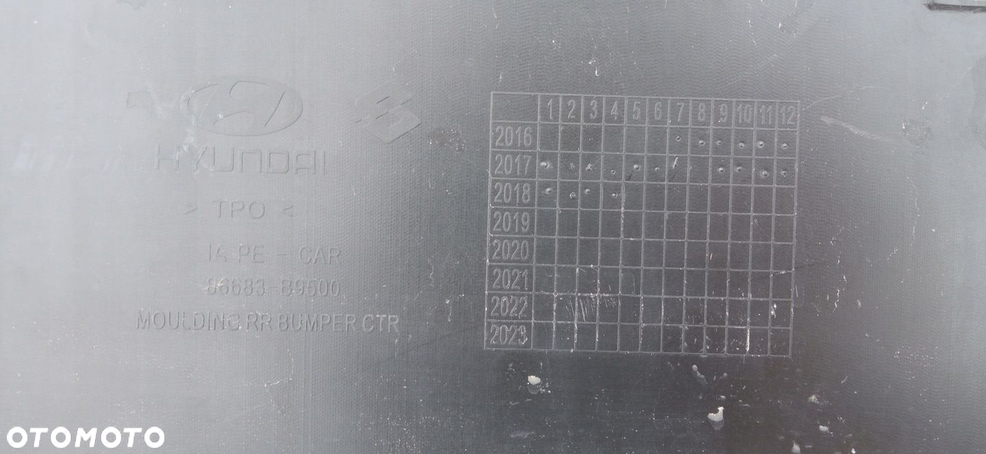 HYUNDAI I10 II LIFT 16- LISTWA ŚRODKOWA DOKŁADKA ZDERZAKA TYŁ 86683-89500 - 10