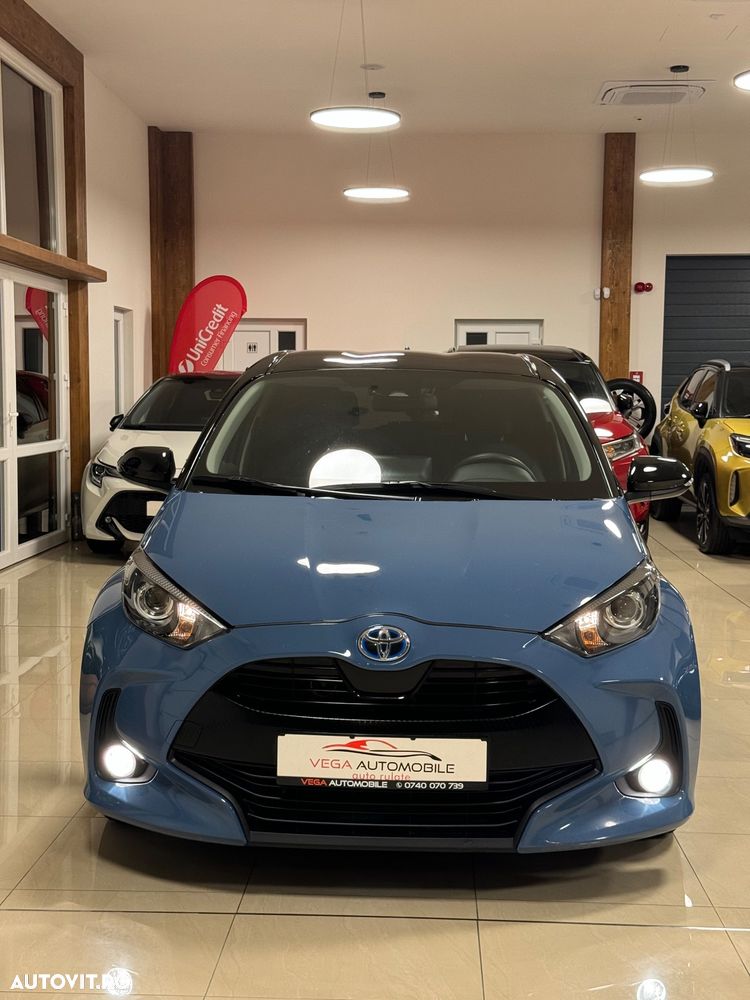 Toyota Yaris Hybrid 130 1.5 VVT-i Premiere Edition - 32