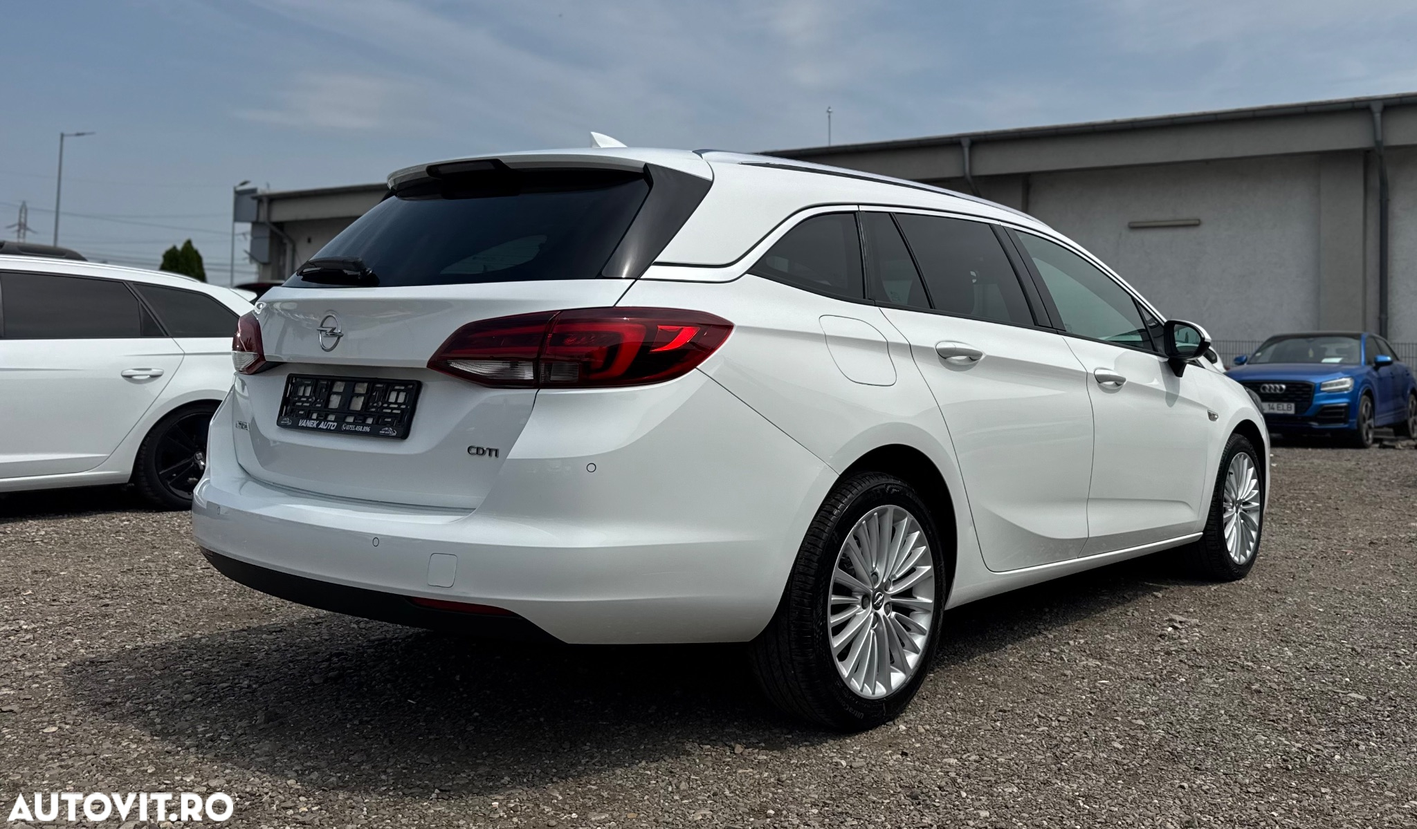 Opel Astra 1.6 D (CDTI) Automatik Innovation - 13