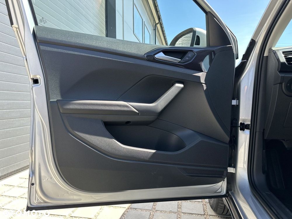 Volkswagen T-Cross - 11