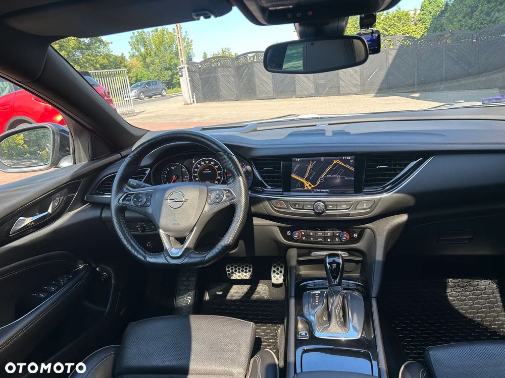 Opel Insignia 2.0 T 4x4 Exclusive S&S - 13