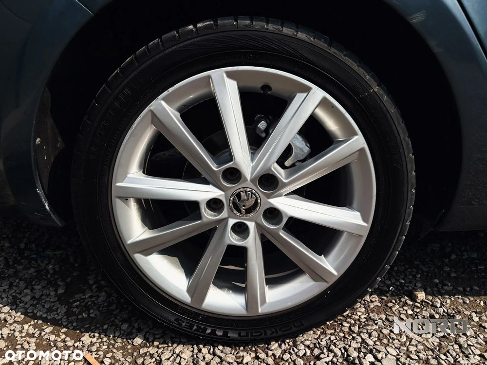 Skoda Octavia 1.6 TDI (Green tec) DSG Style - 12