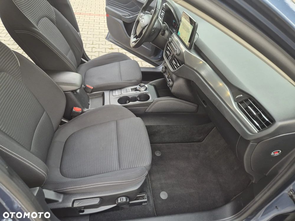 Ford Focus Turnier 2.0 TDCi DPF Titanium - 21