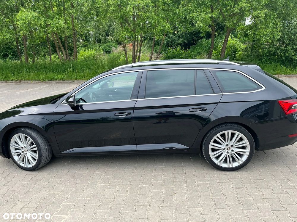 Skoda Superb 2.0 TDI SCR Style DSG - 2