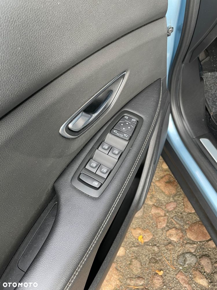 Renault Scenic TCe 140 GPF LIMITED - 10
