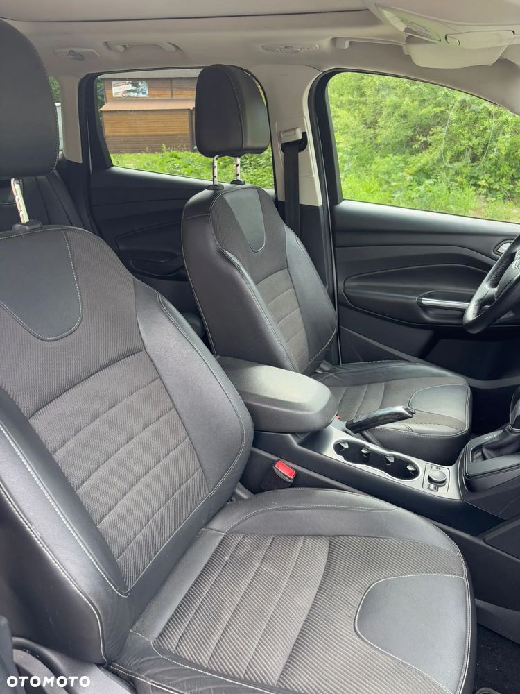 Ford Kuga - 20